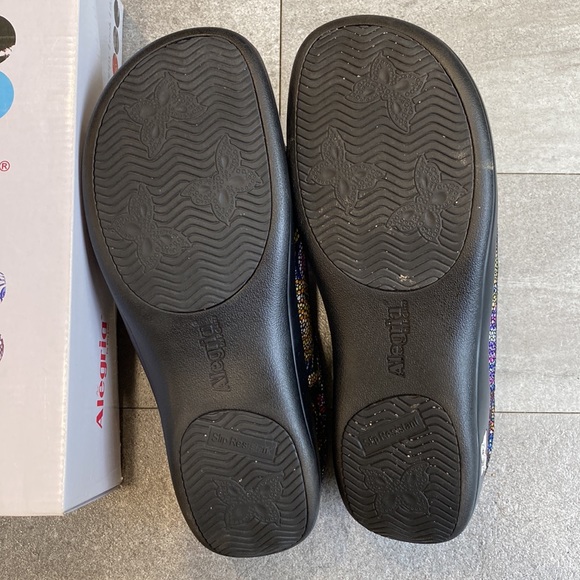 Alegria Rainbow Slip-On Clogs Women’s 10 - Picture 4 of 9